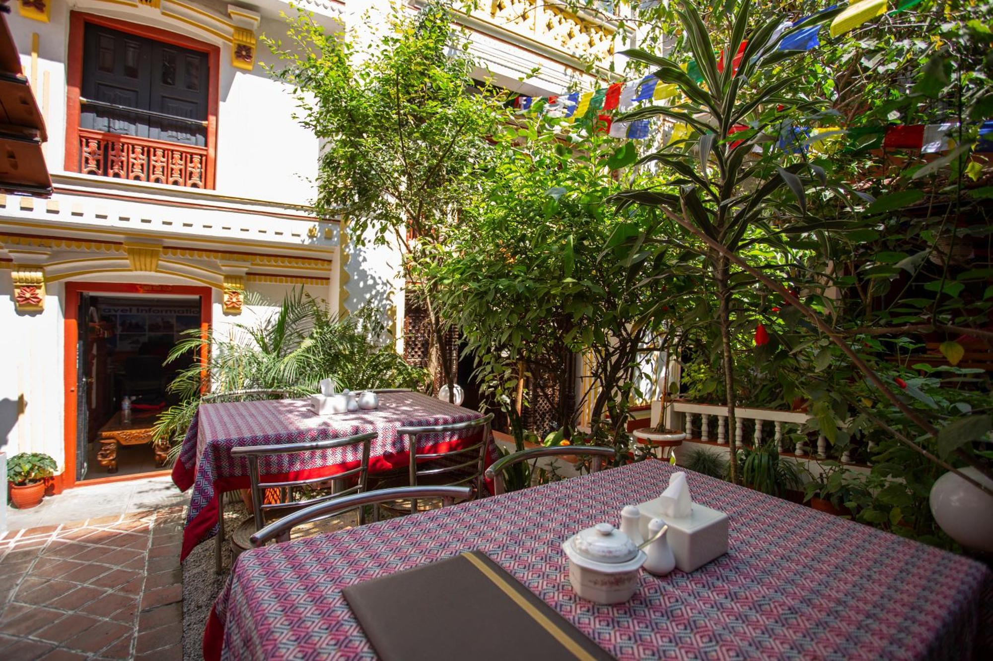 Kathmandu Boutique Hotel Exterior photo